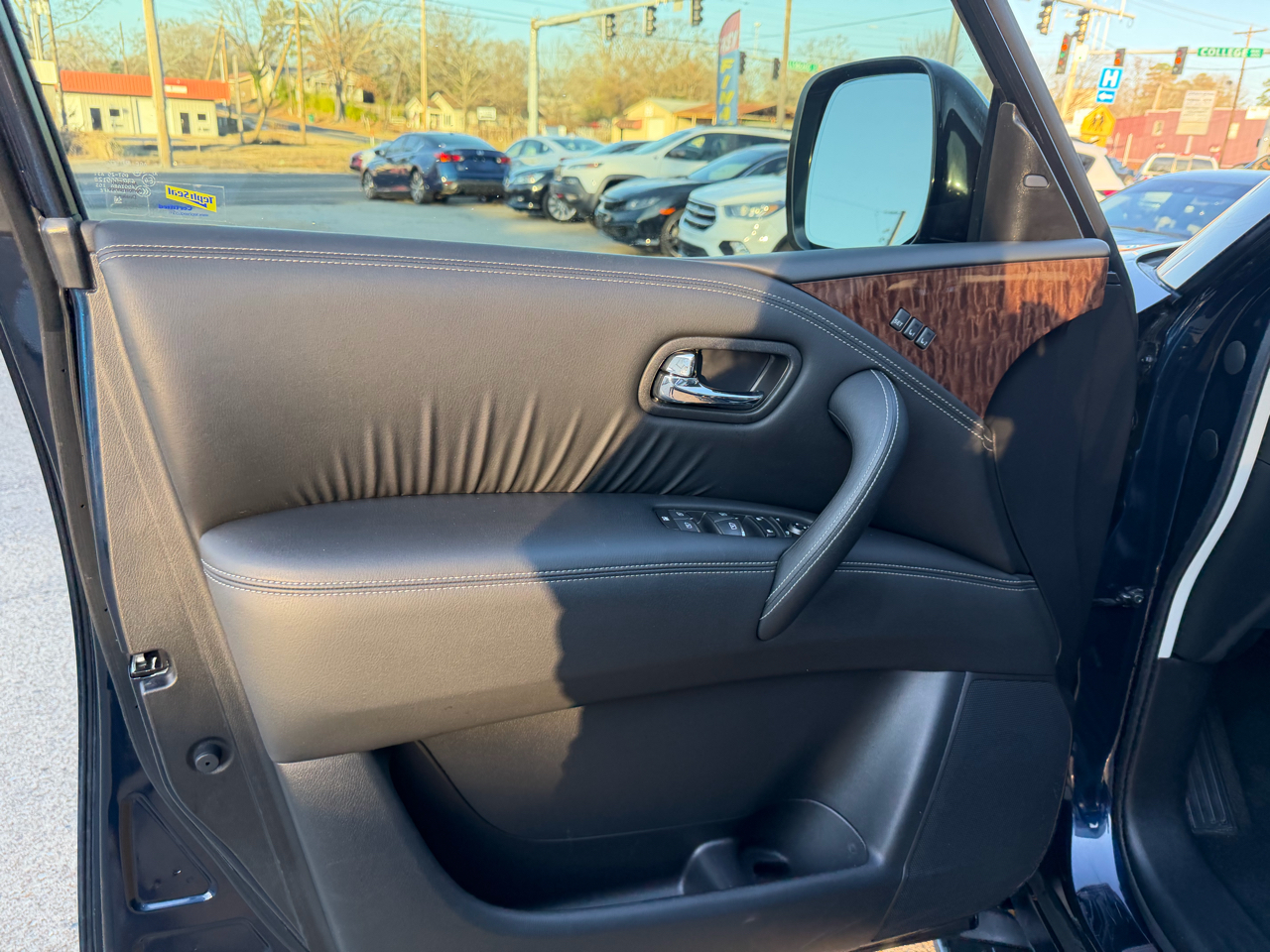 Nissan Armada Platinum 2WD 2020