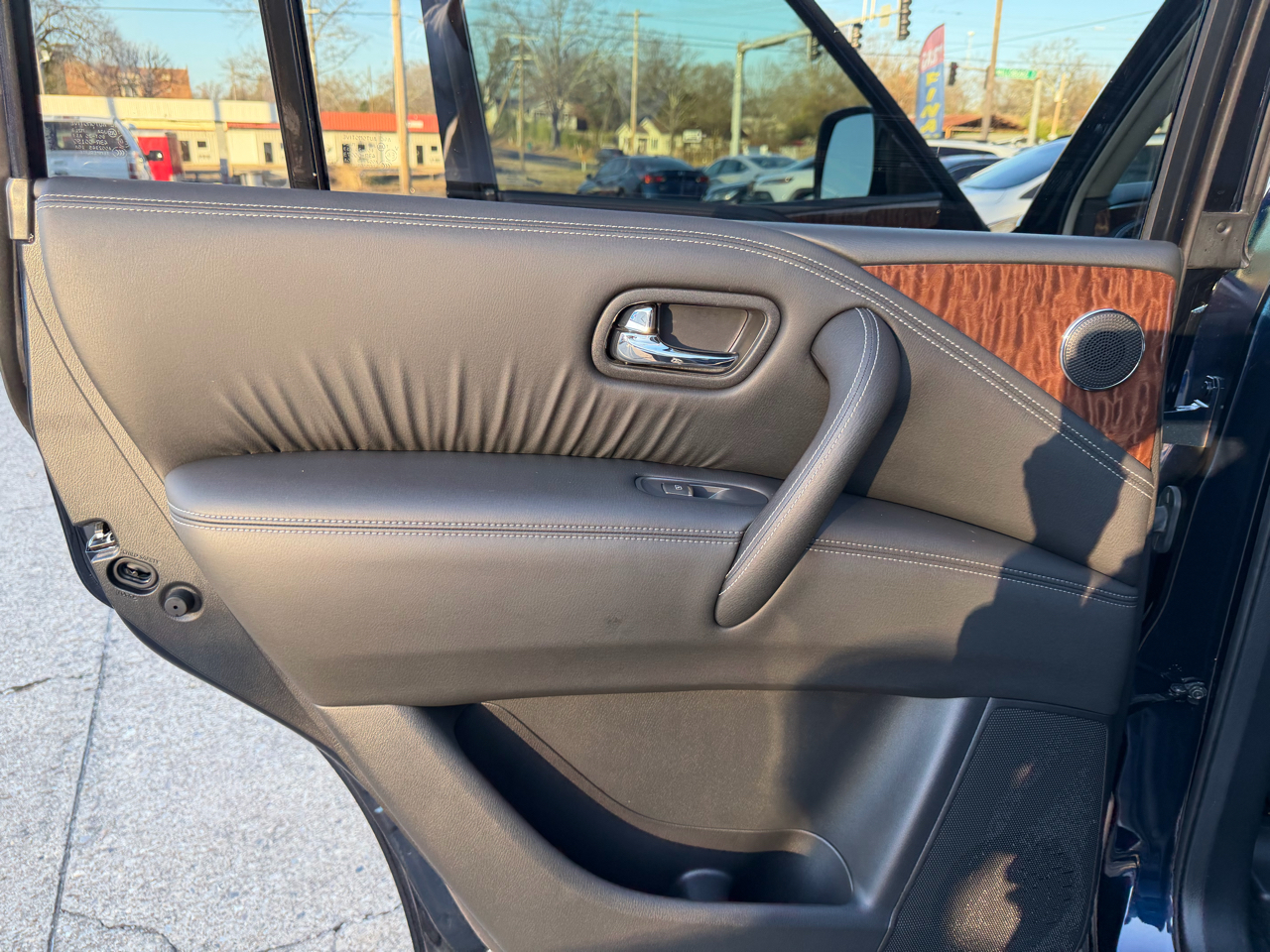 Nissan Armada Platinum 2WD 2020