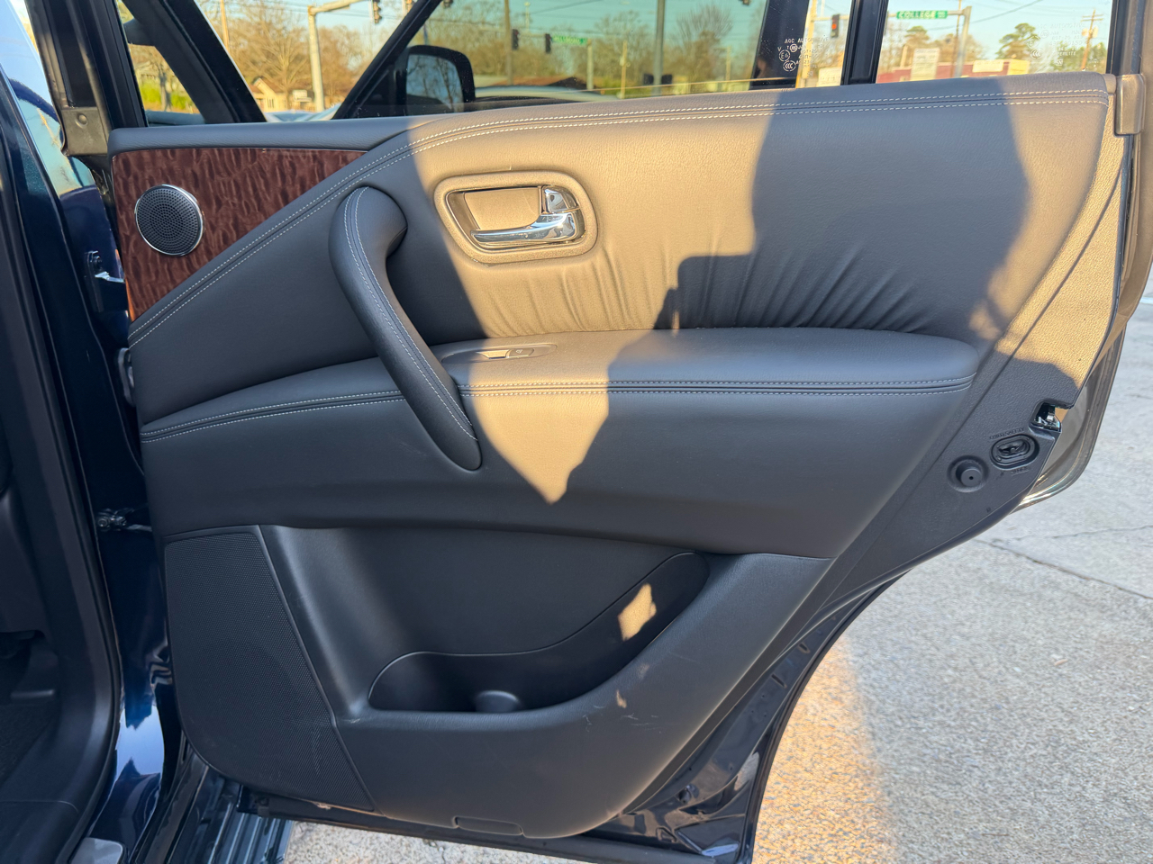 Nissan Armada Platinum 2WD 2020