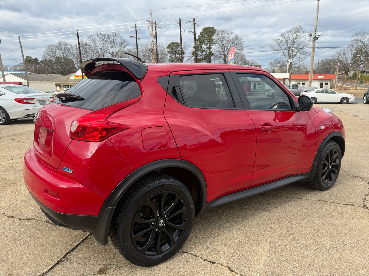 Nissan Juke S FWD 2014