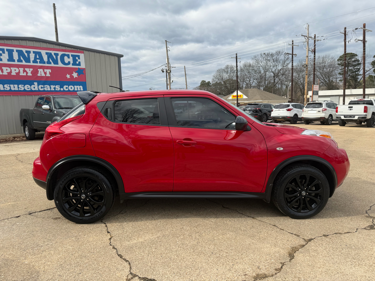 Nissan Juke S FWD 2014