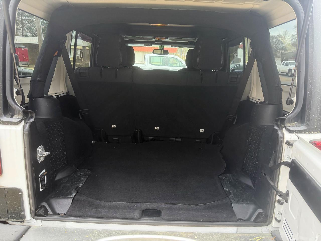 Jeep Wrangler JK Unlimited Sahara 4WD 2018