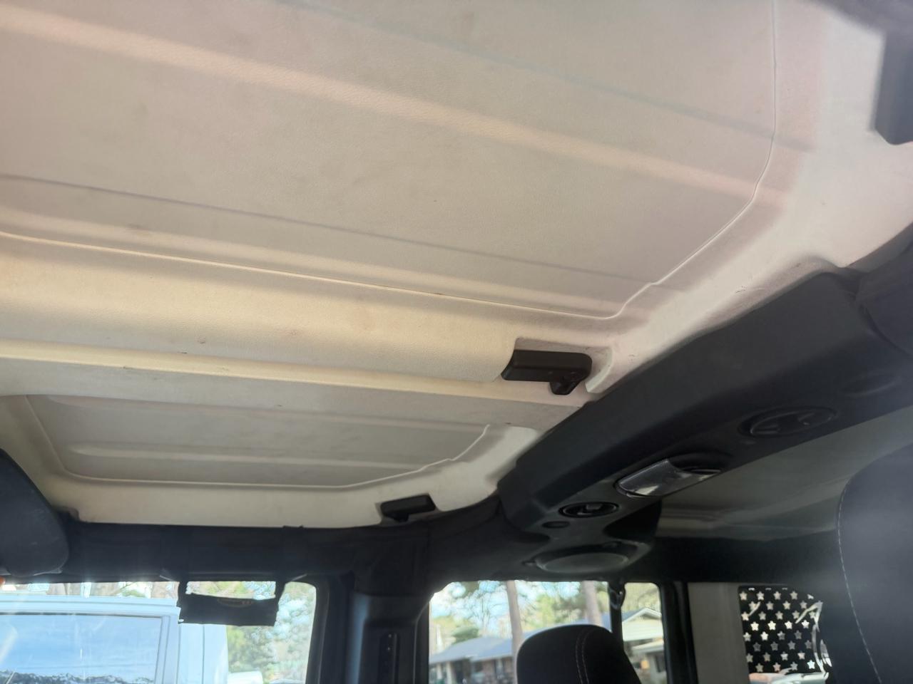 Jeep Wrangler Unlimited Sahara 4WD 2014