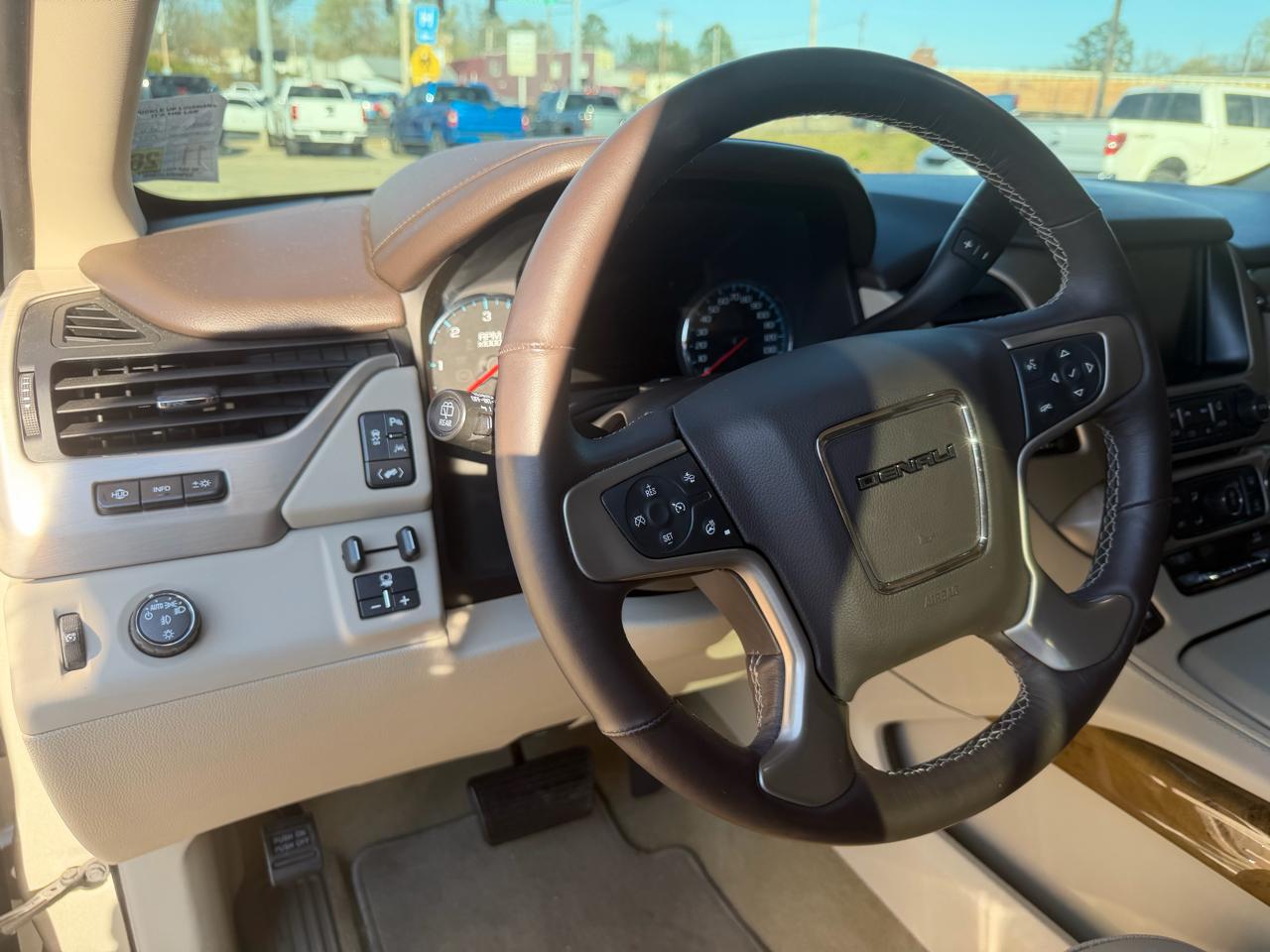 GMC Yukon Denali 2WD 2017