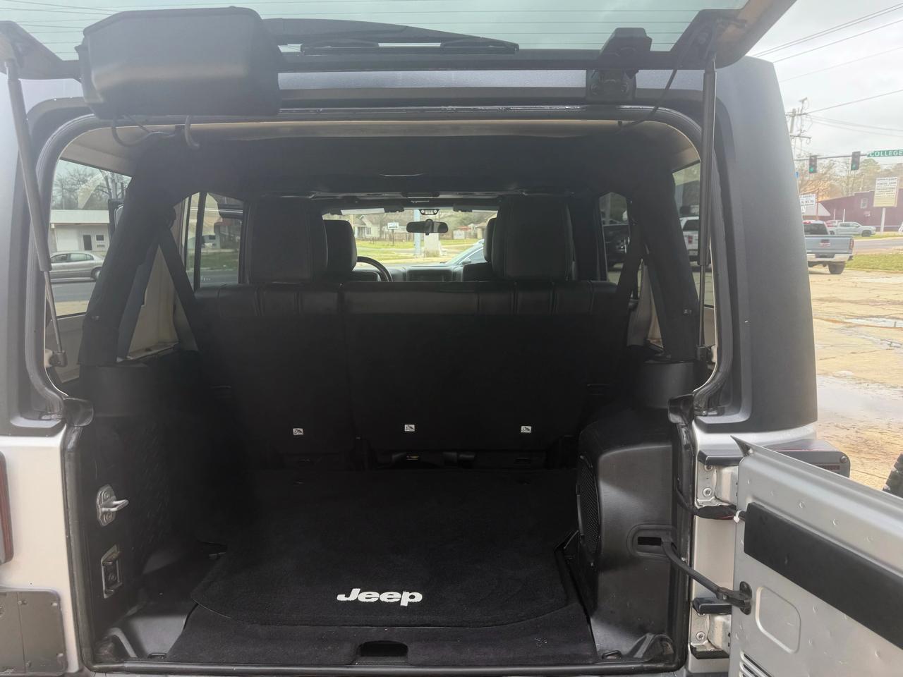 Jeep Wrangler Unlimited Rubicon 4WD 2012