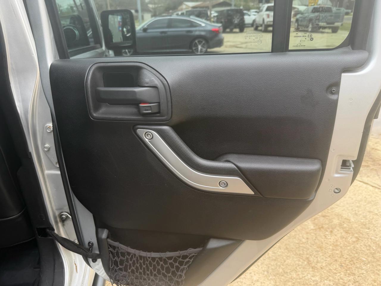 Jeep Wrangler Unlimited Rubicon 4WD 2012