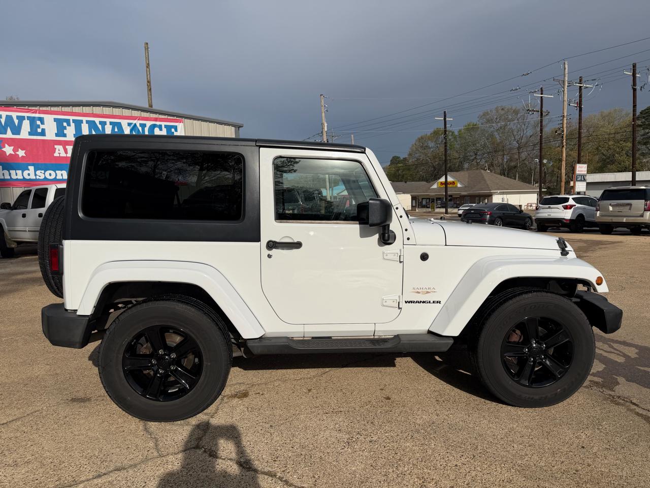 Jeep Wrangler Sahara 4WD 2012