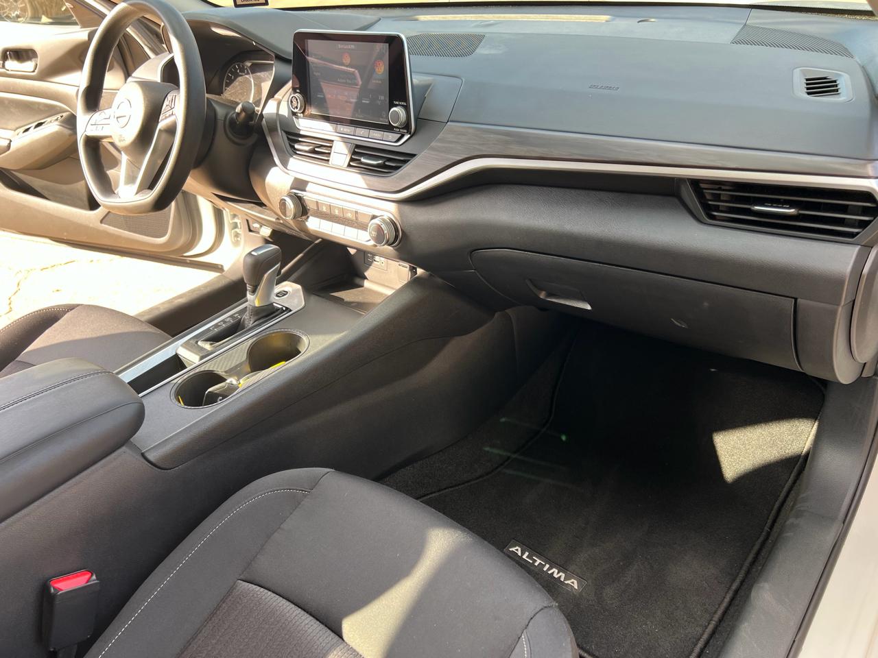 Nissan Altima 2.5 SV 2025