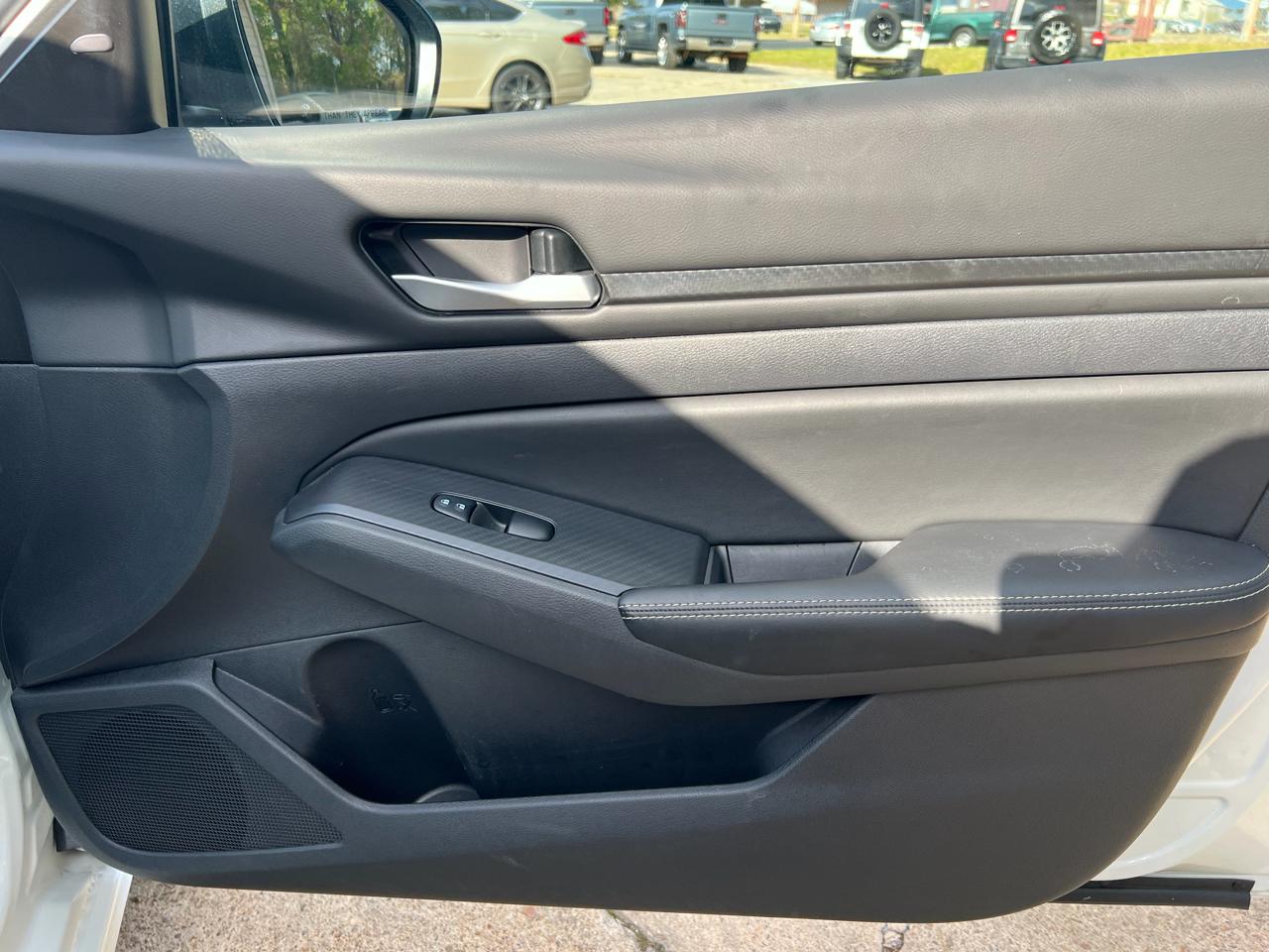 Nissan Altima 2.5 SV 2025