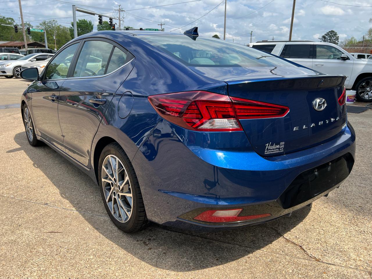 Hyundai Elantra Limited 2020