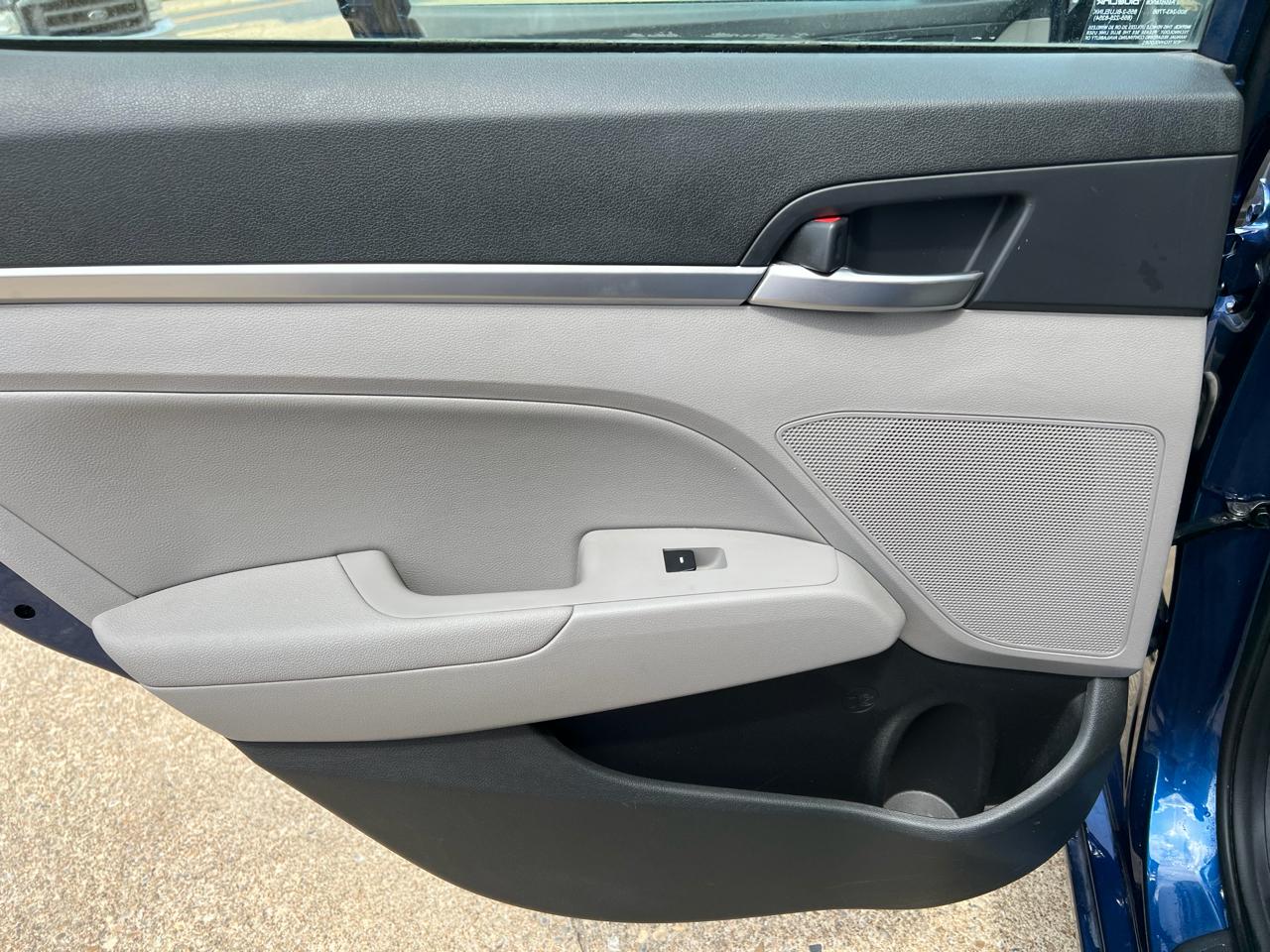 Hyundai Elantra Limited 2020