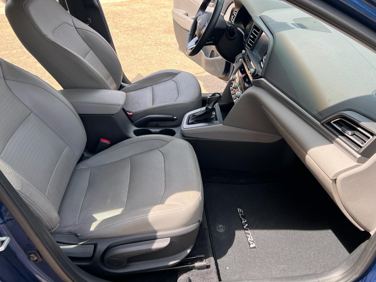 Hyundai Elantra Limited 2020