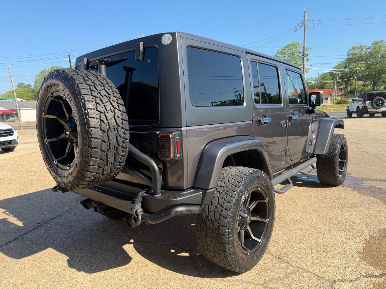 Jeep Wrangler Unlimited Sahara 4WD 2014
