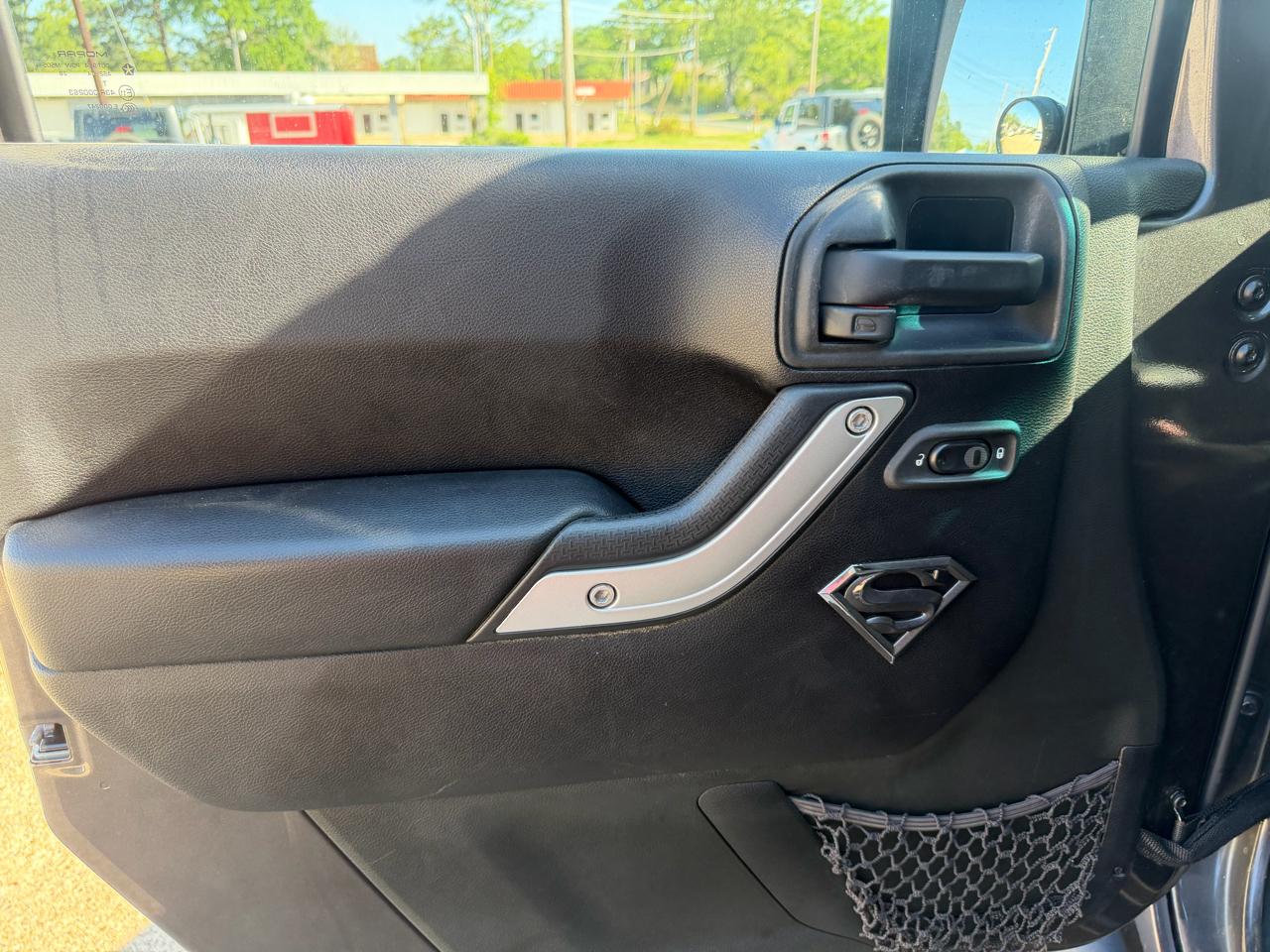 Jeep Wrangler Unlimited Sahara 4WD 2014