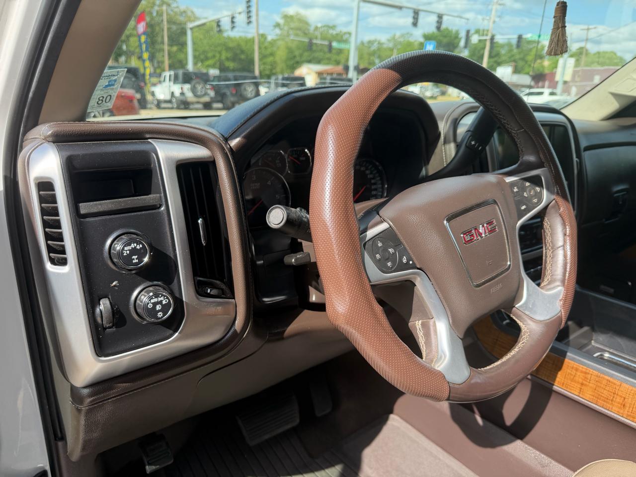 GMC Sierra 1500 4WD Crew Cab 147" SLT 2017