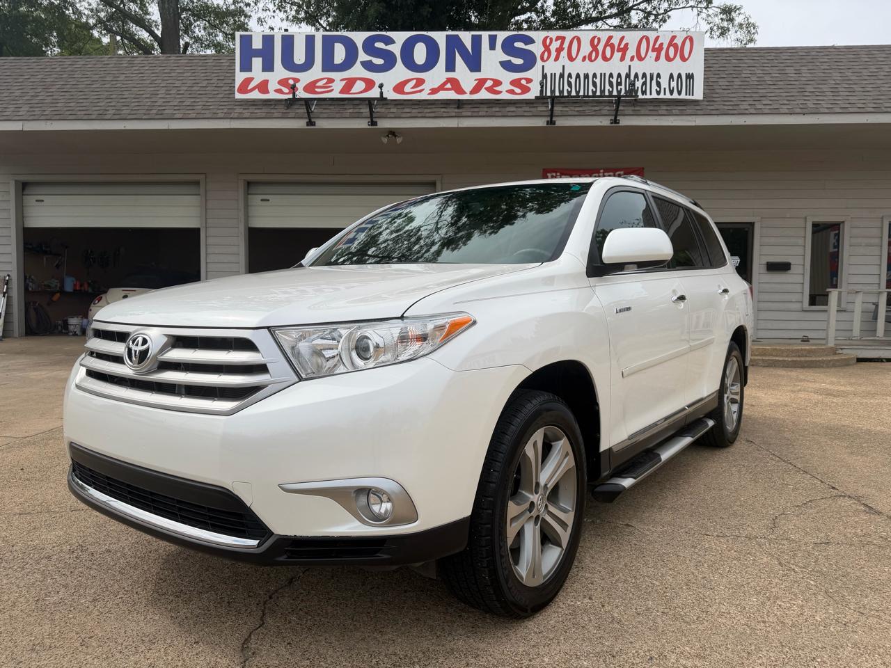 Toyota Highlander Limited 2WD 2011