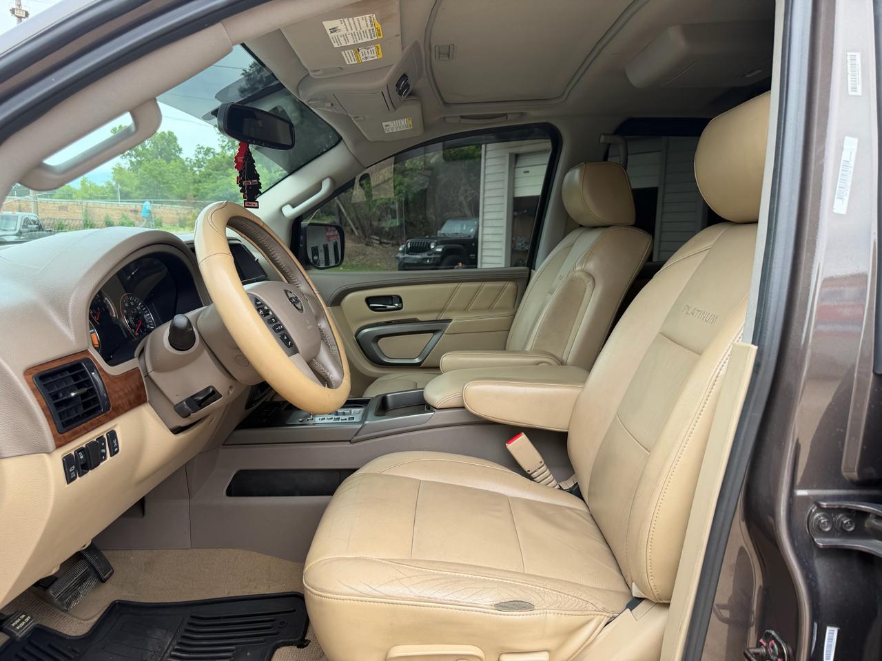 Nissan Armada Platinum 2WD 2015