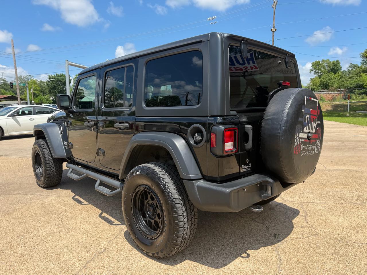 Jeep Wrangler Unlimited Sport 2018