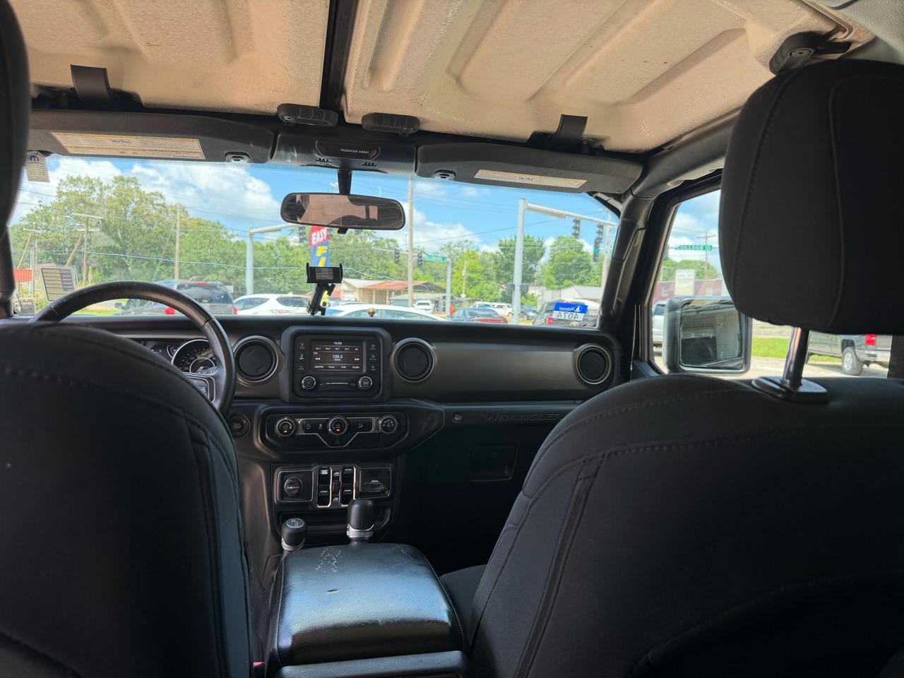 Jeep Wrangler Unlimited Sport 2018