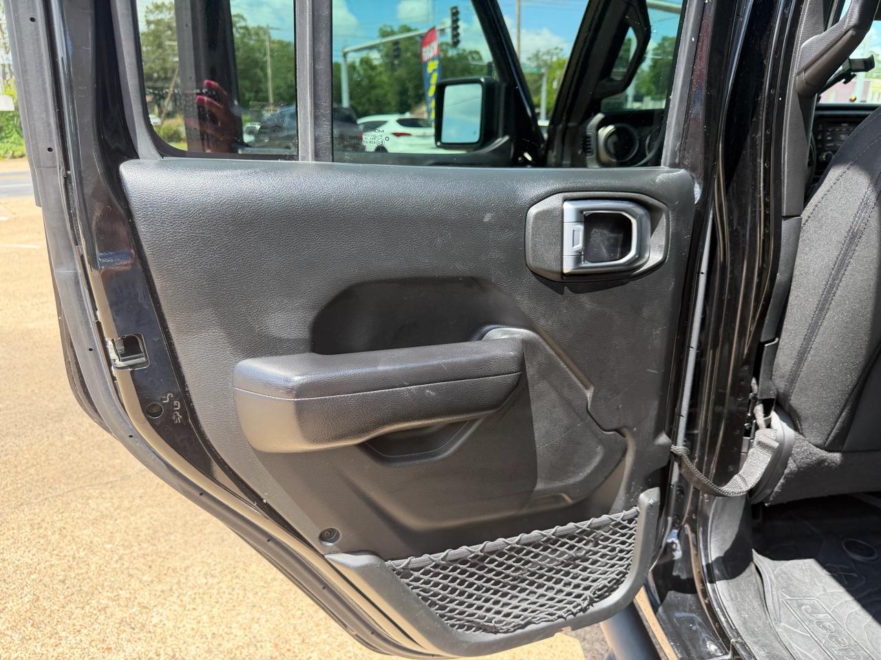 Jeep Wrangler Unlimited Sport 2018