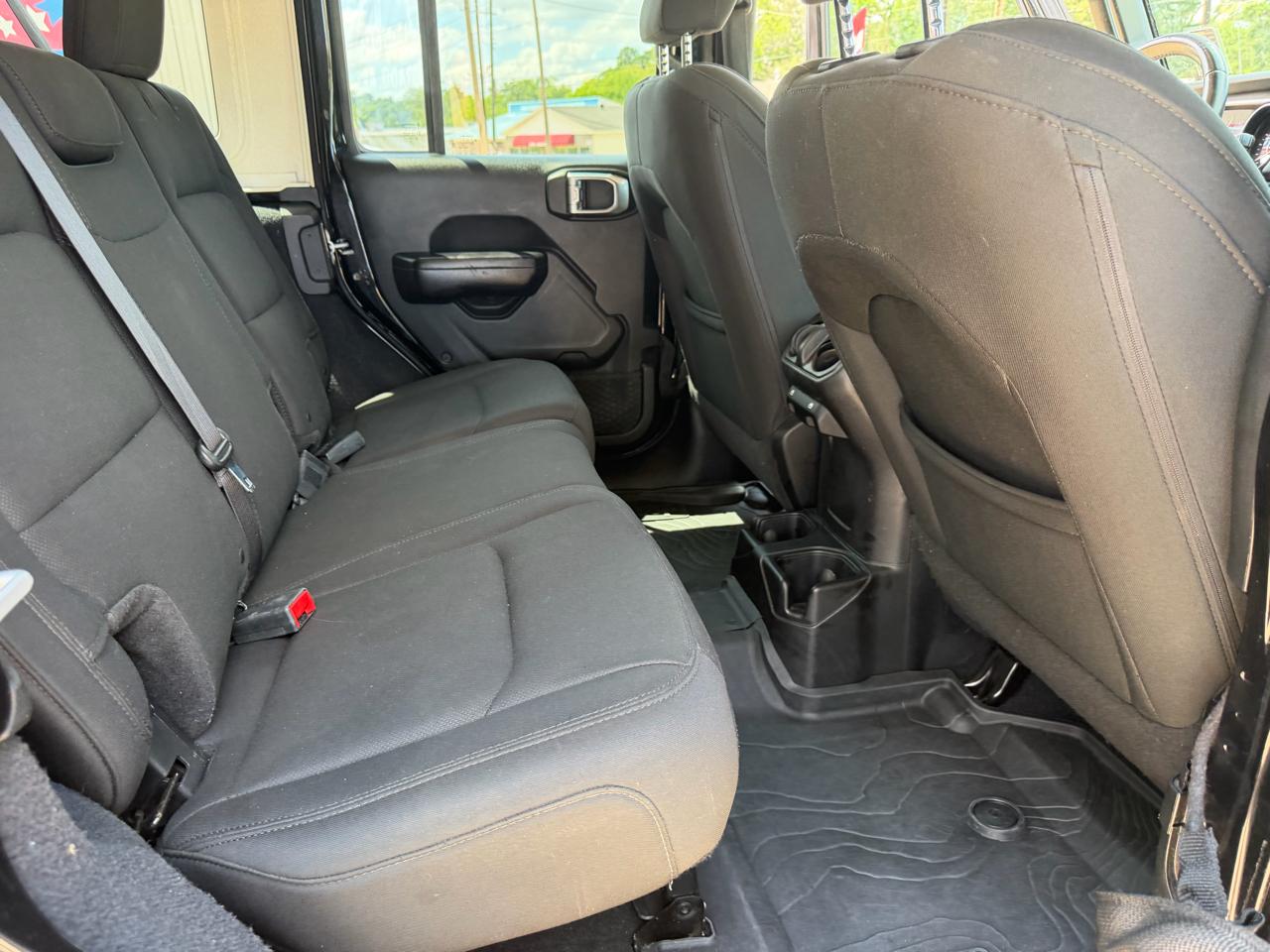 Jeep Wrangler Unlimited Sport 2018