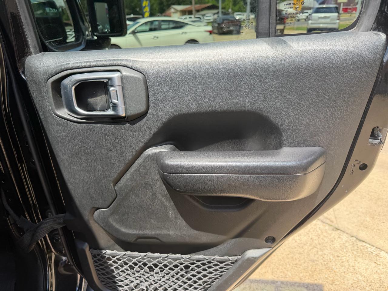 Jeep Wrangler Unlimited Sport 2018
