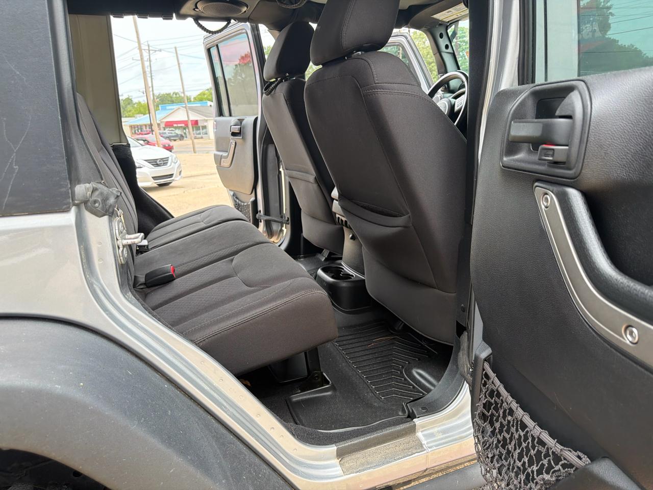 Jeep Wrangler Unlimited Sport 4WD 2014