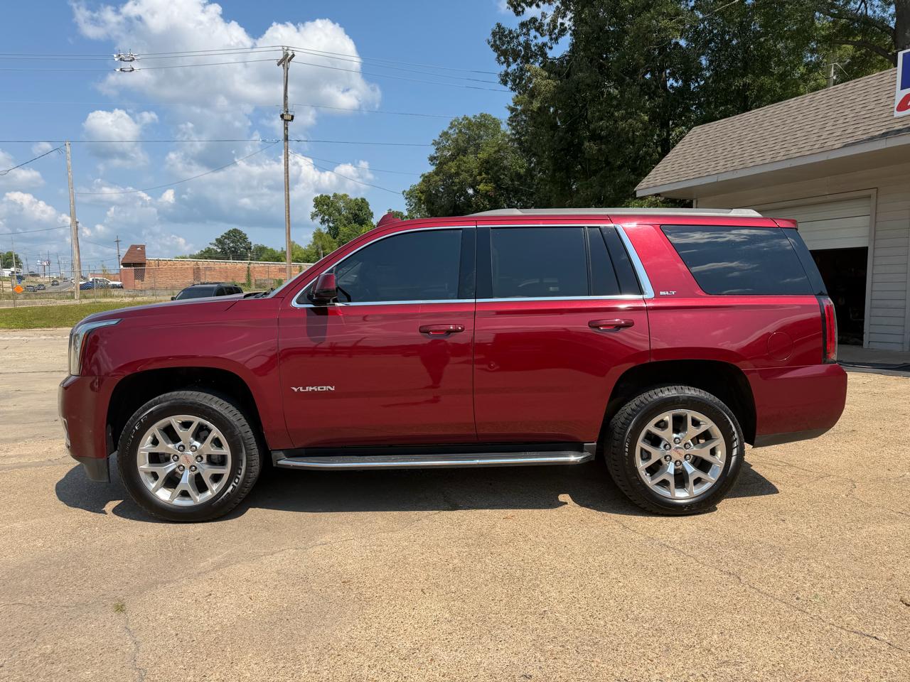 GMC Yukon SLT 2WD 2016