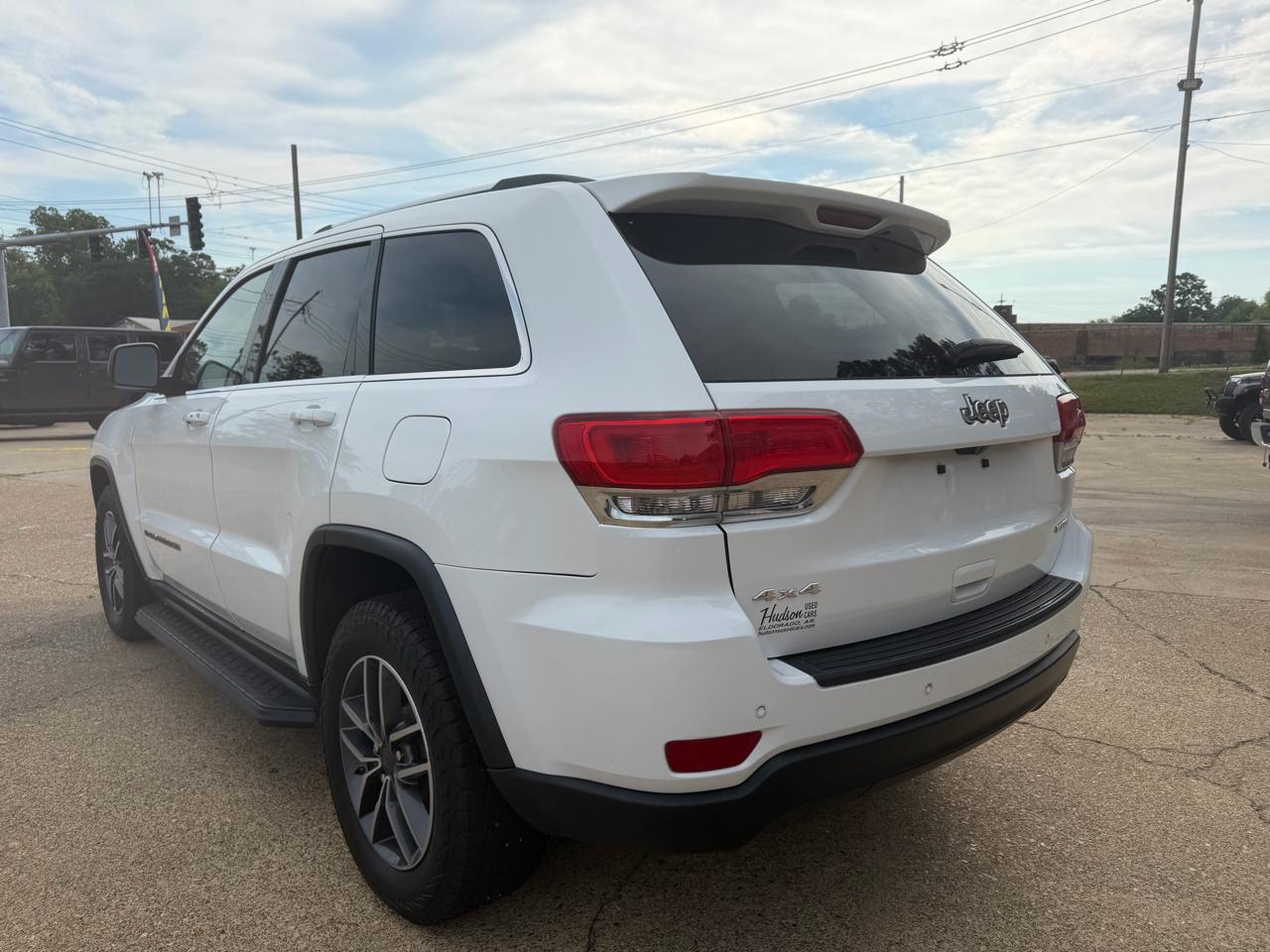 Jeep Grand Cherokee Laredo 4WD 2019