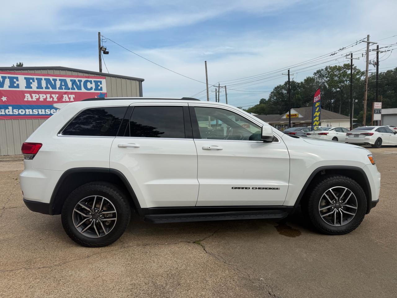 Jeep Grand Cherokee Laredo 4WD 2019