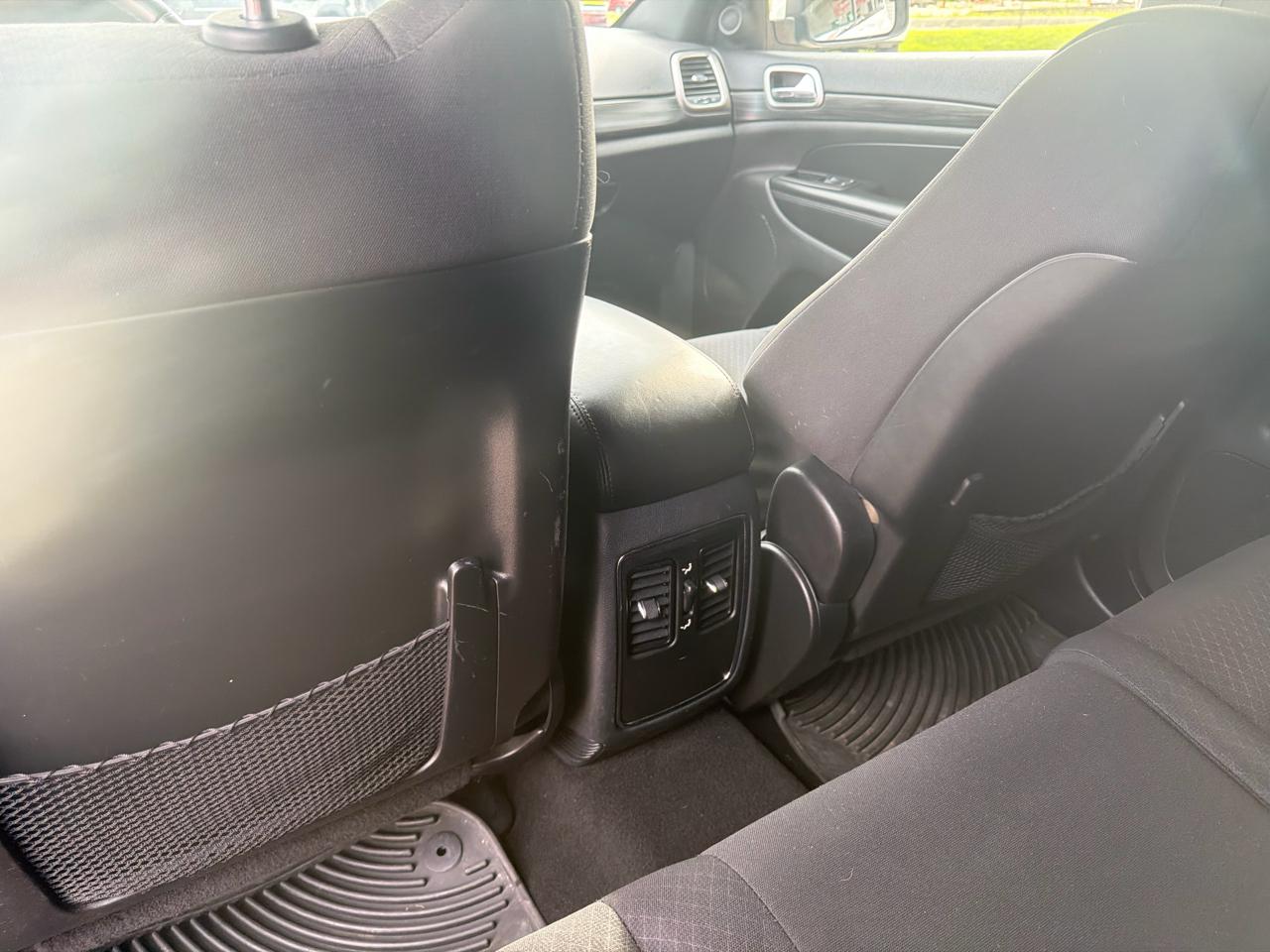 Jeep Grand Cherokee Laredo 4WD 2019