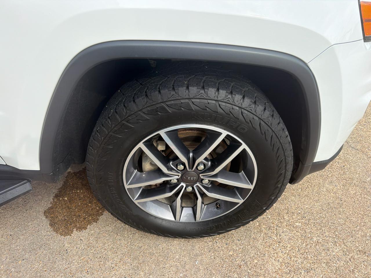 Jeep Grand Cherokee Laredo 4WD 2019