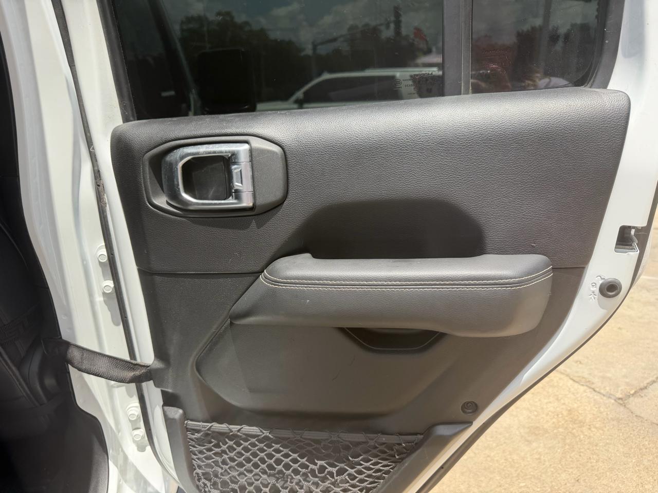 Jeep Wrangler Unlimited Sahara 2019