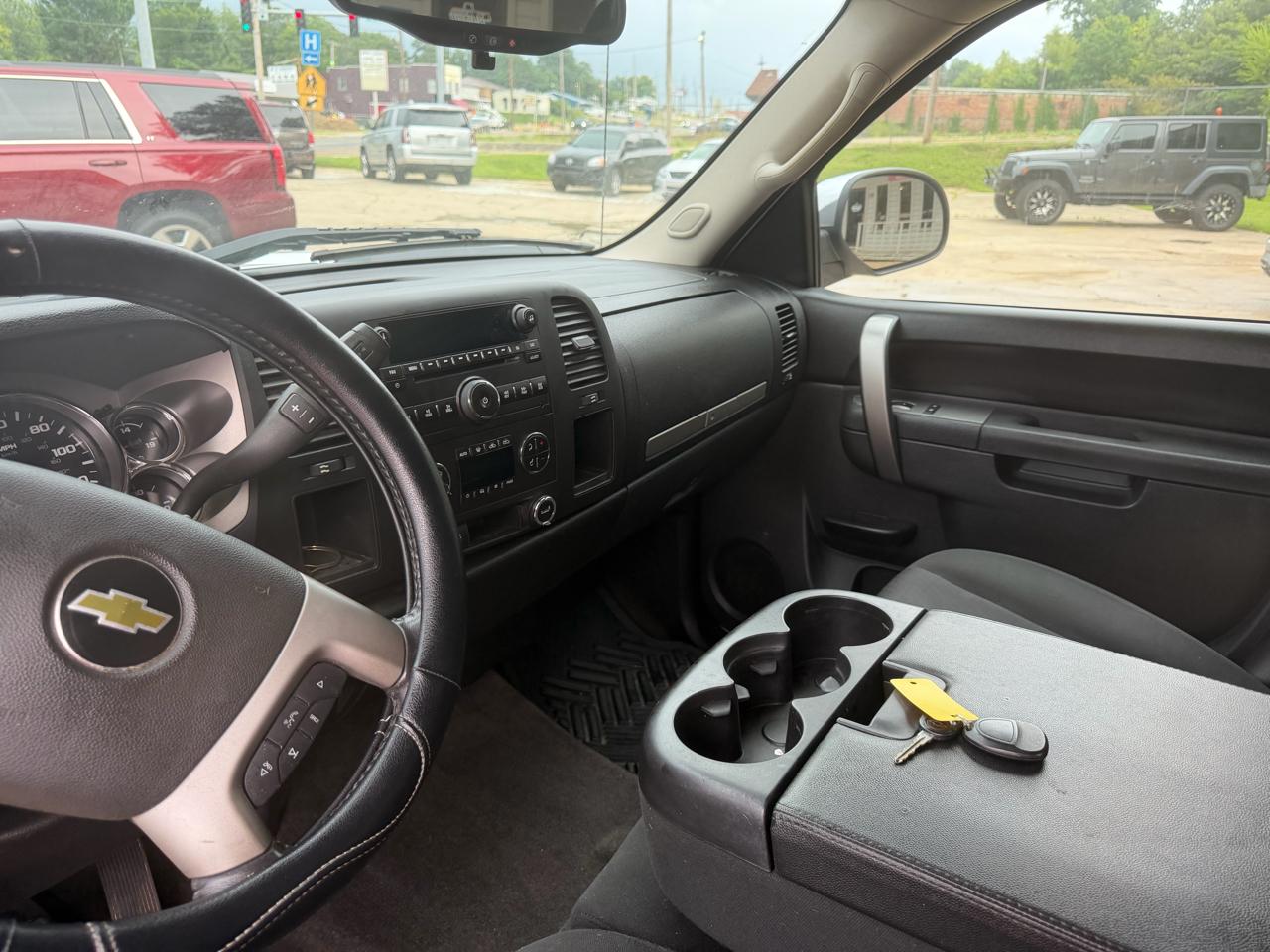 Chevrolet Silverado 1500 2WD Double Cab 147" LT 2012