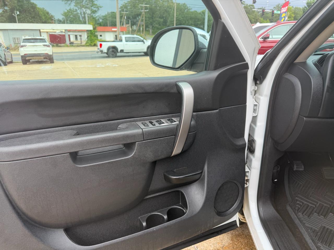 Chevrolet Silverado 1500 2WD Double Cab 147" LT 2012