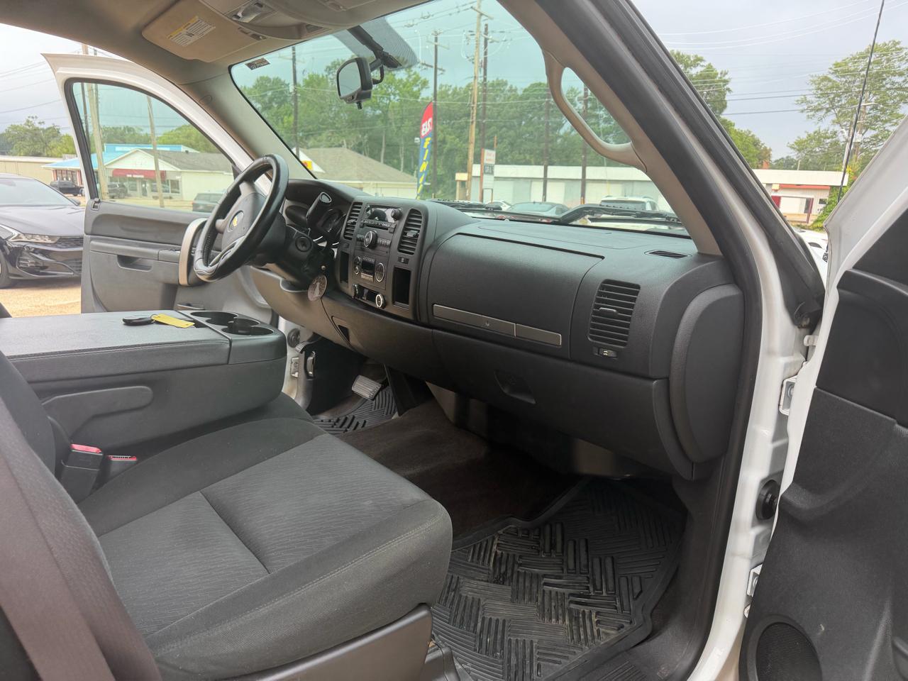 Chevrolet Silverado 1500 2WD Double Cab 147" LT 2012
