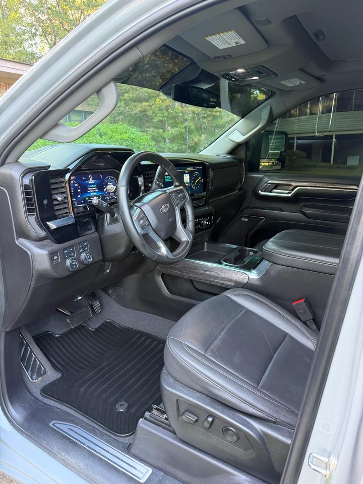 Chevrolet Silverado 2500HD LTZ Crew Cab Short Box 4WD 2024