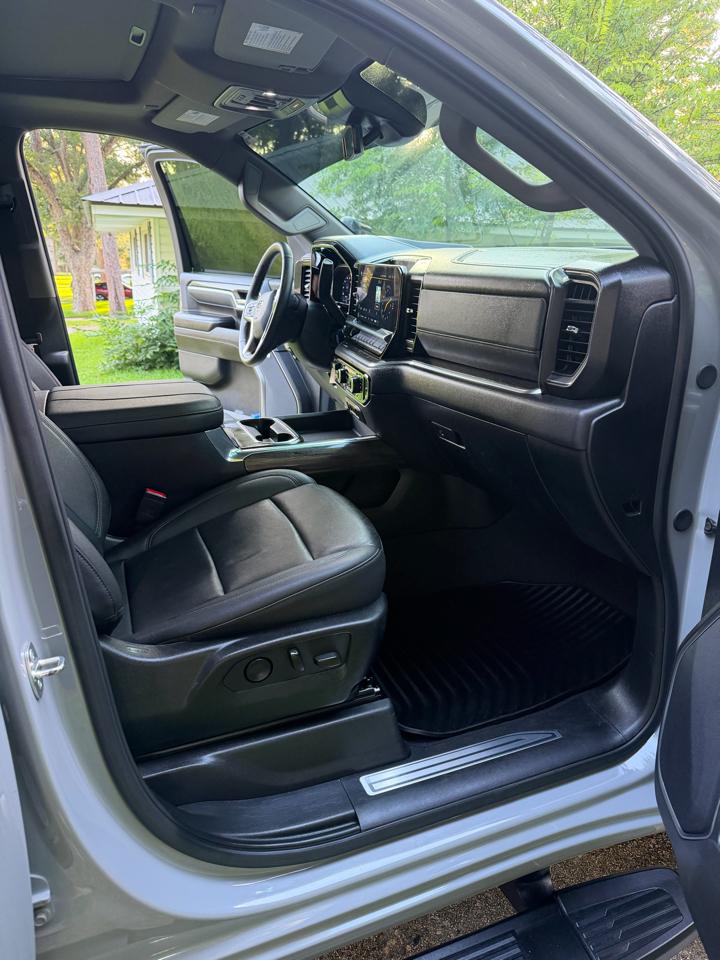 Chevrolet Silverado 2500HD LTZ Crew Cab Short Box 4WD 2024