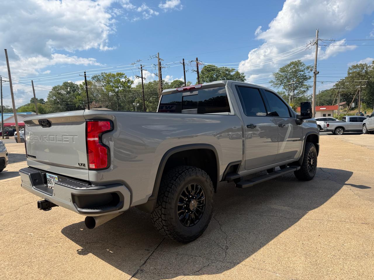 Chevrolet Silverado 2500HD LTZ Crew Cab 4WD 2024