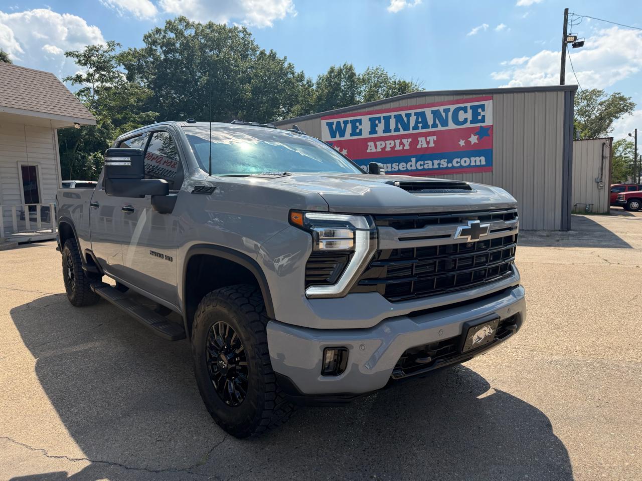 Chevrolet Silverado 2500HD LTZ Crew Cab 4WD 2024
