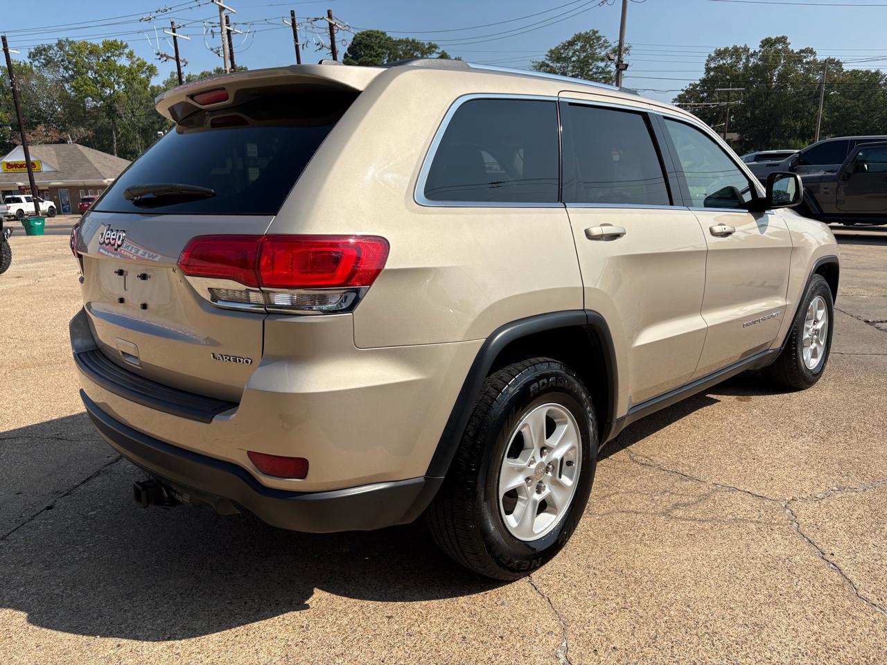 Jeep Grand Cherokee Laredo 2WD 2014