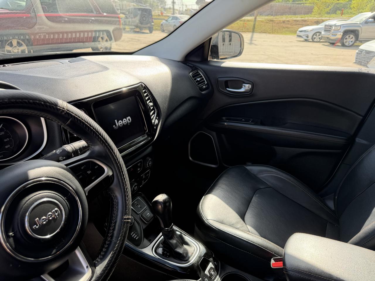 2018 Jeep Compass Limited - Photo 8
