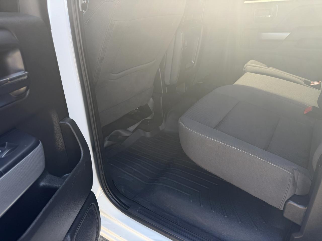 Chevrolet Silverado 1500 LT Z71 Crew Cab 4WD 2018