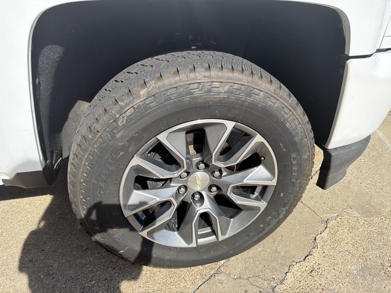 Chevrolet Silverado 1500 LT Z71 Crew Cab 4WD 2018