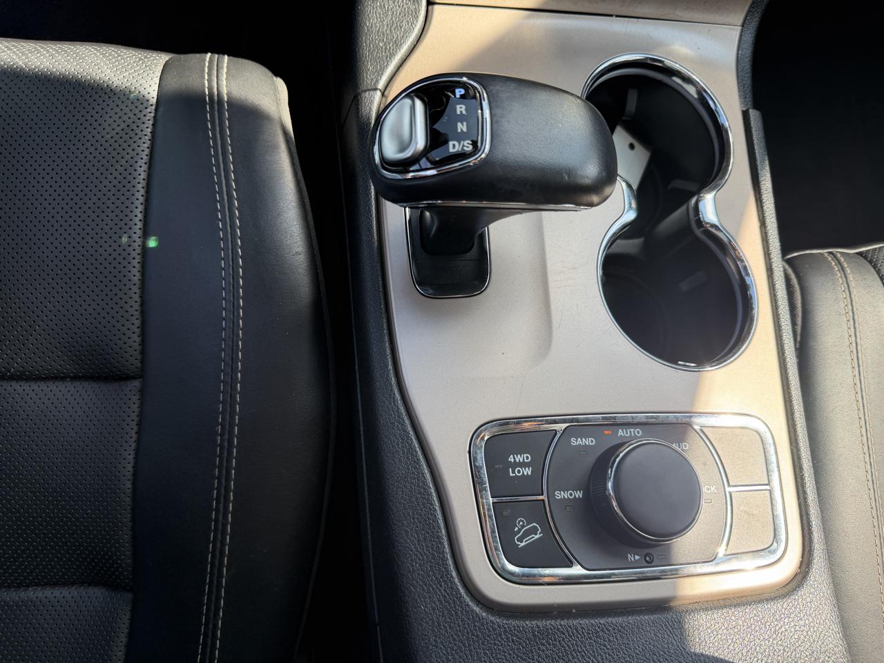 Jeep Grand Cherokee Limited 4WD 2015
