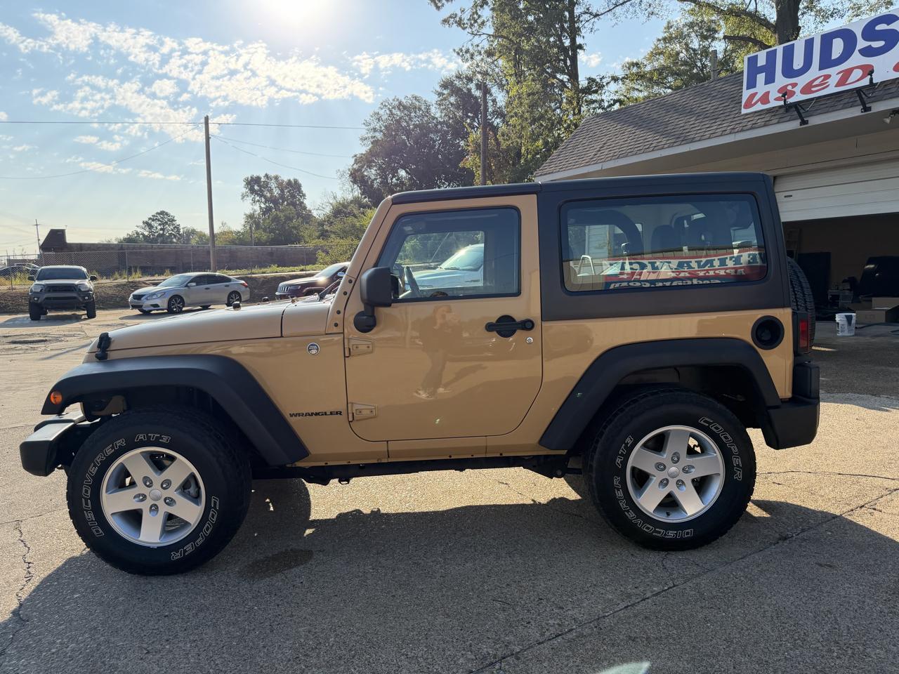 Jeep Wrangler Sport 4WD 2013