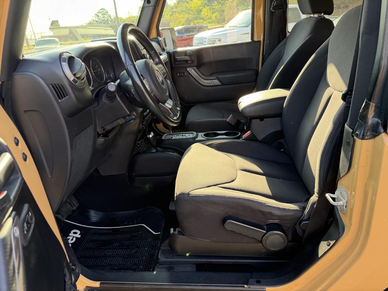 Jeep Wrangler Sport 4WD 2013