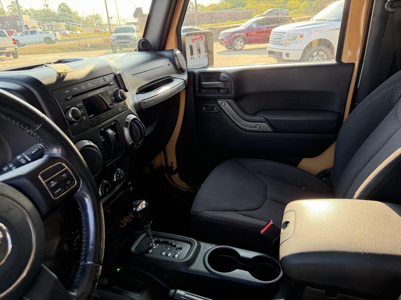 Jeep Wrangler Sport 4WD 2013