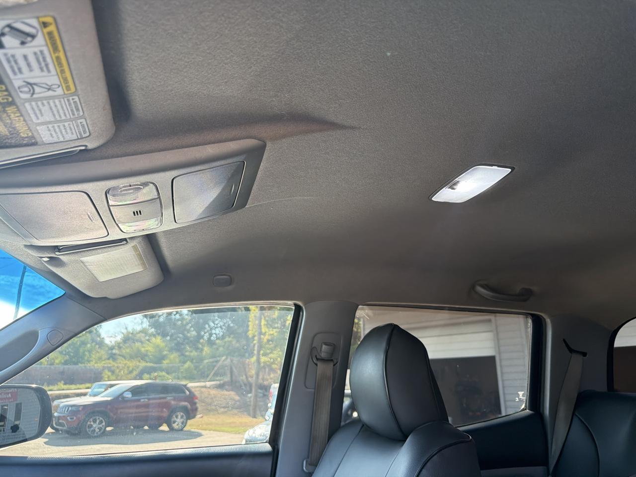Toyota Tacoma  2015