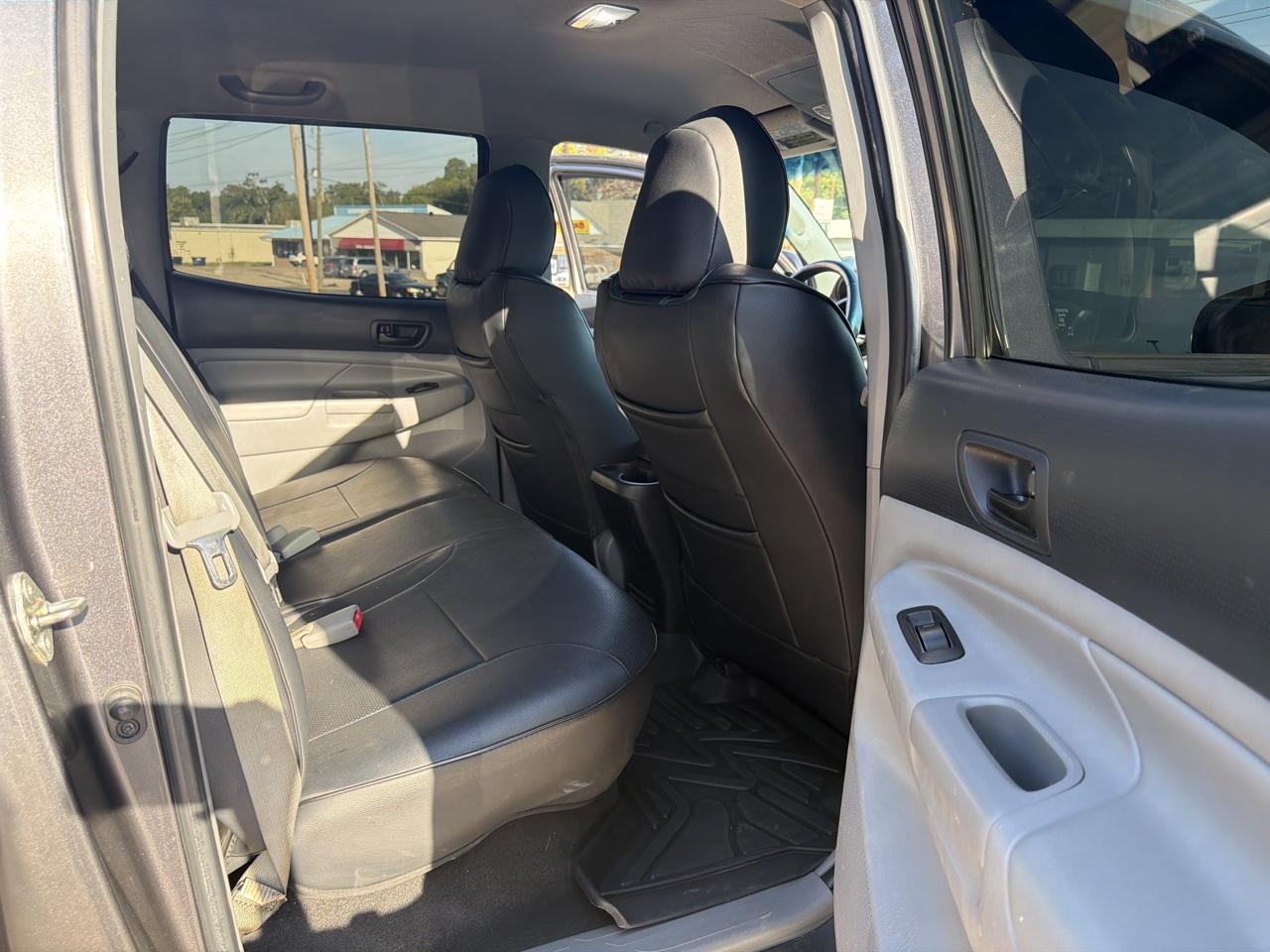 Toyota Tacoma  2015